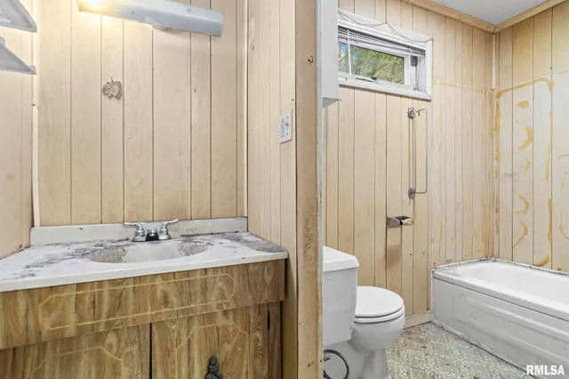 $24,900 | 1506 East Phillips Street, Springfield, IL 62702