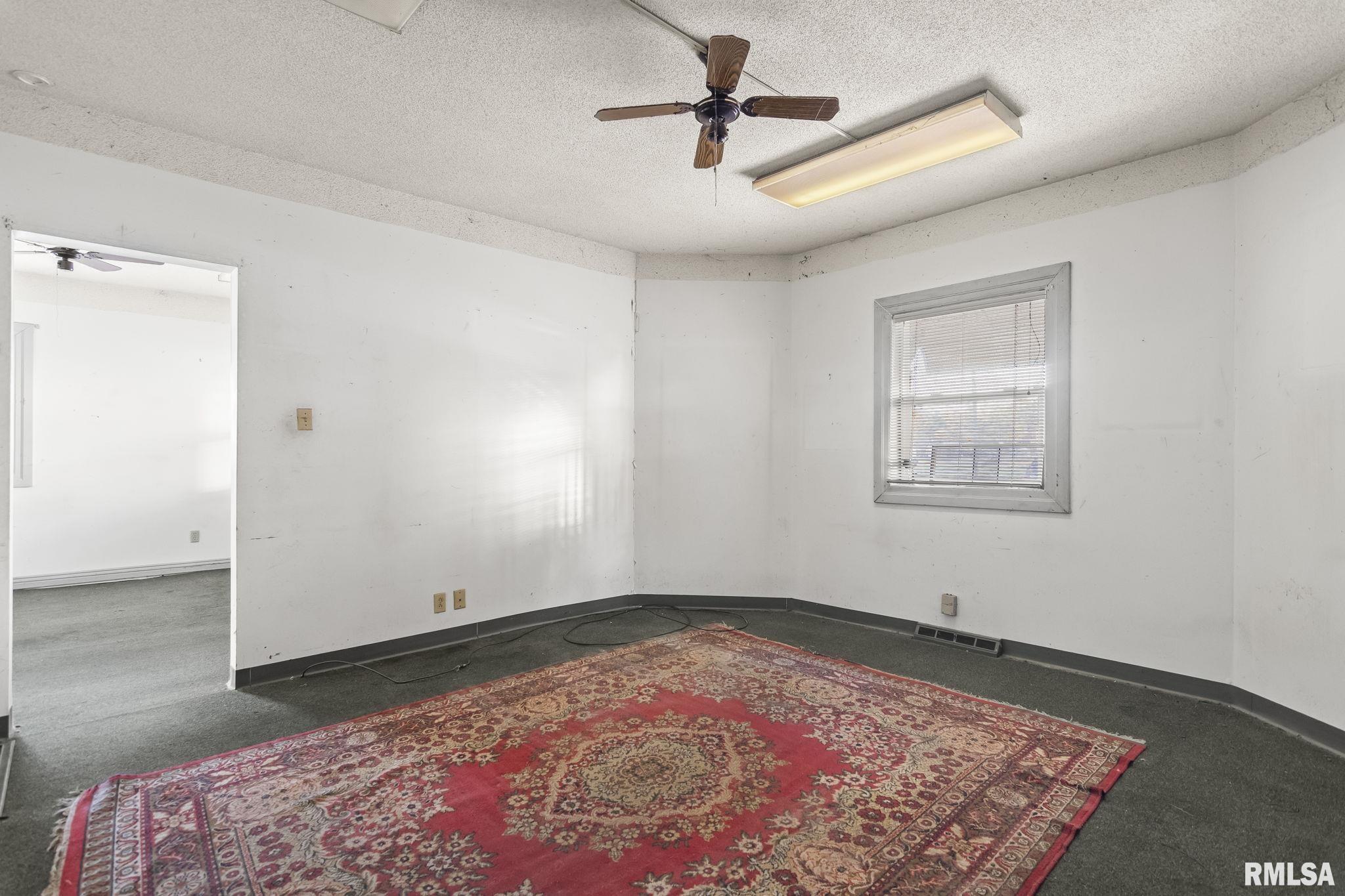 1506 East Phillips Street Springfield, IL 62702 - Photo 3 of 20