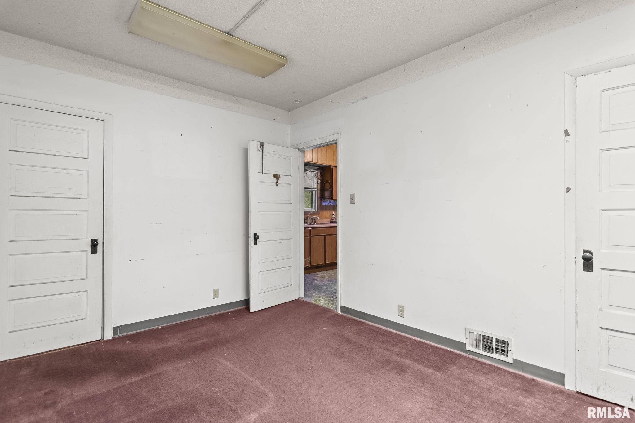 1506 East Phillips Street Springfield, IL 62702 - Photo 8 of 20