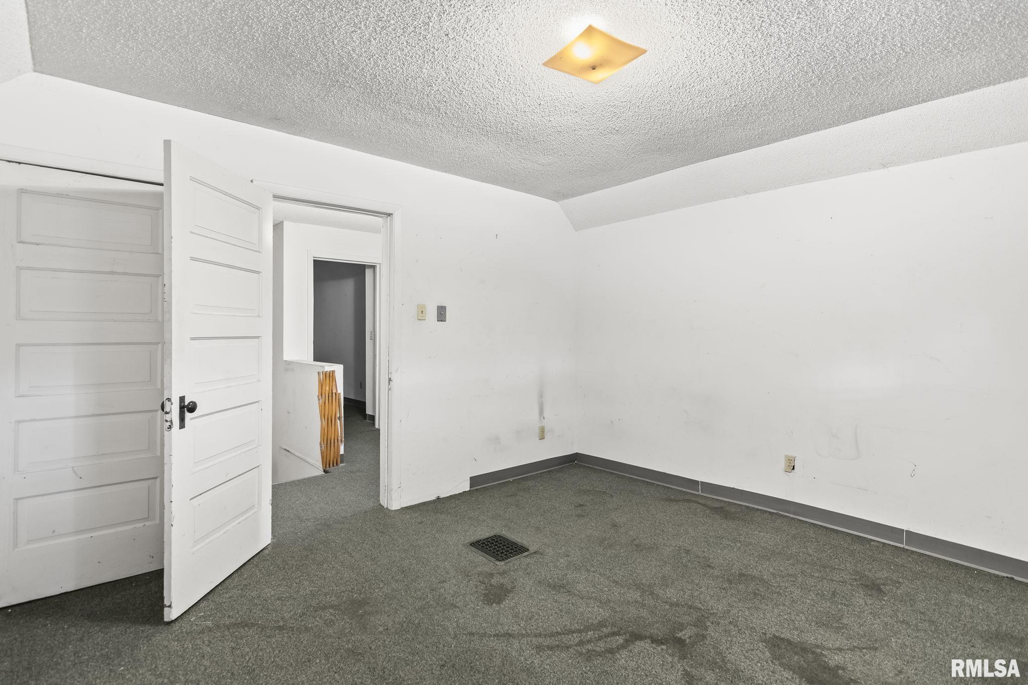 1506 East Phillips Street Springfield, IL 62702 - Photo 10 of 20