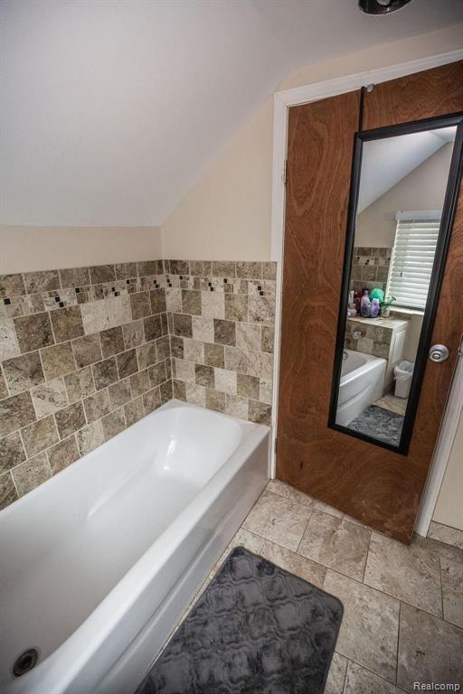 3075 Emmons Avenue Rochester Hills, MI 48307 - Photo 13 of 21