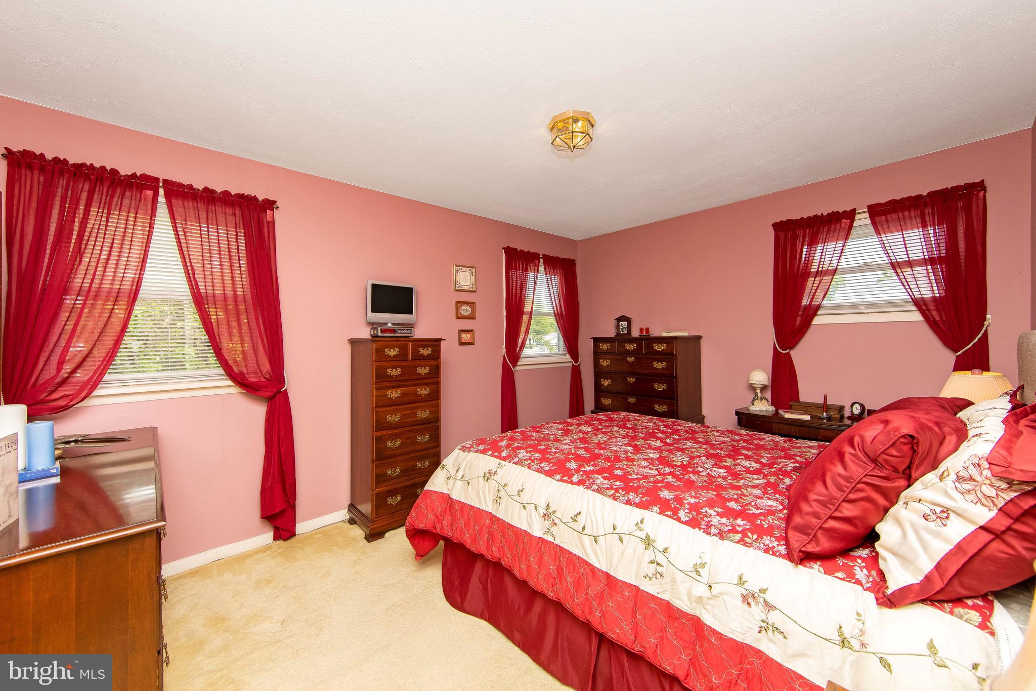 4 Briar Road Maple Shade, NJ 08052 - Photo 12 of 42 Primary Bedroom