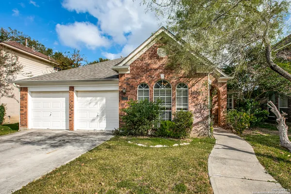 $2,250 | 9227 Brae Moss, San Antonio, TX 78249