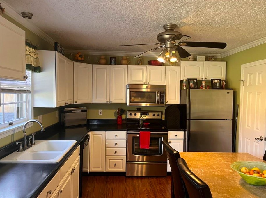 4 Frontage Road, Unit A Westerly, RI 02891 - Photo 9 of 34