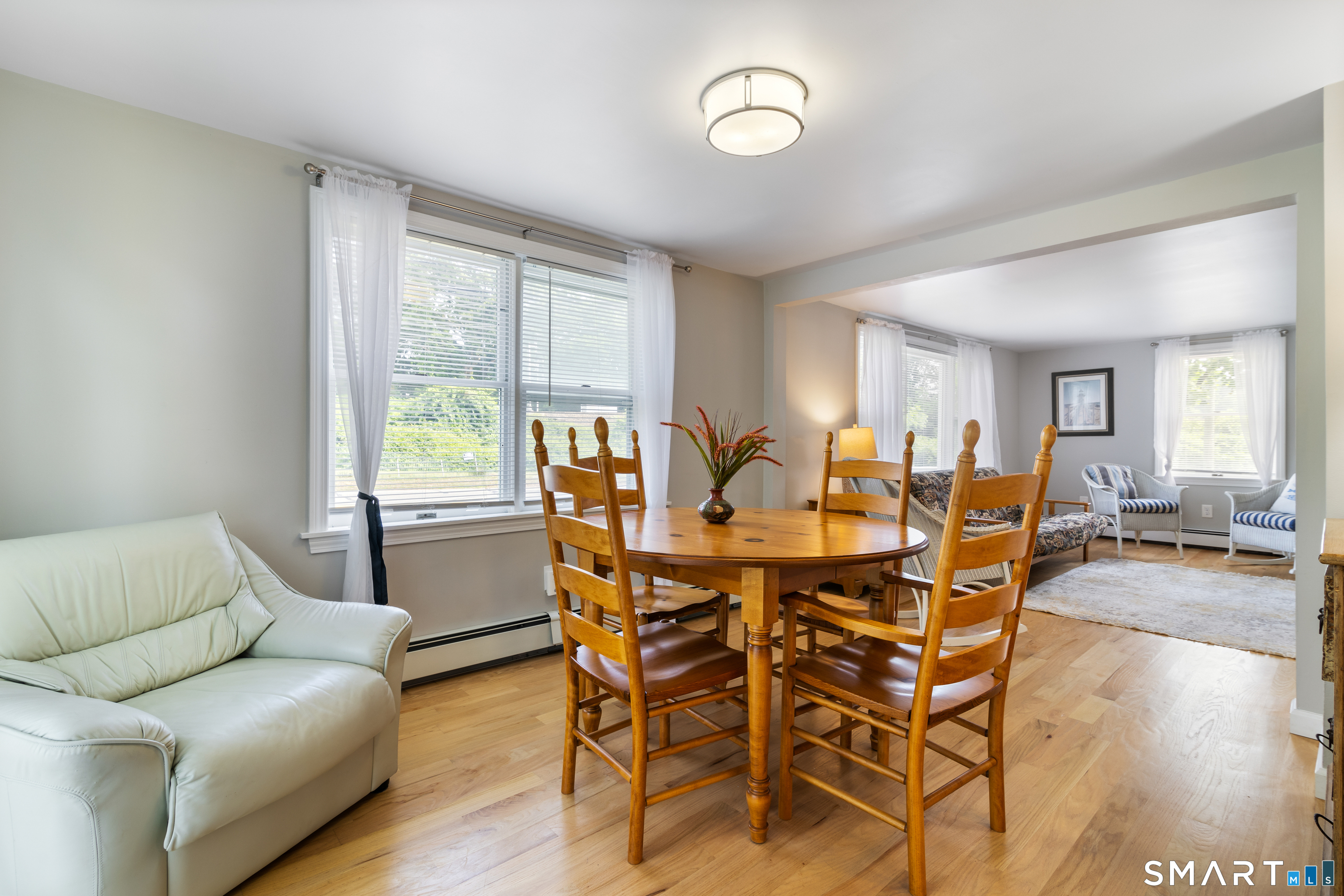 93 Black Point Road East Lyme, CT 06357 - Photo 6 of 27 Gallery Image 6