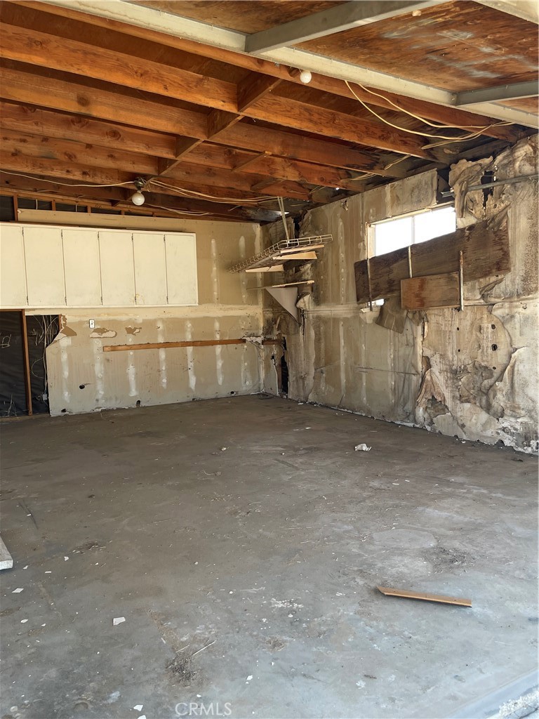 11109 Primrose Road Adelanto, CA 92301 - Photo 22 of 22 Garage-Single car