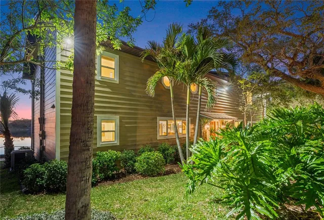 $949,000 | 2306 John Anderson Drive, Ormond Beach, FL 32176