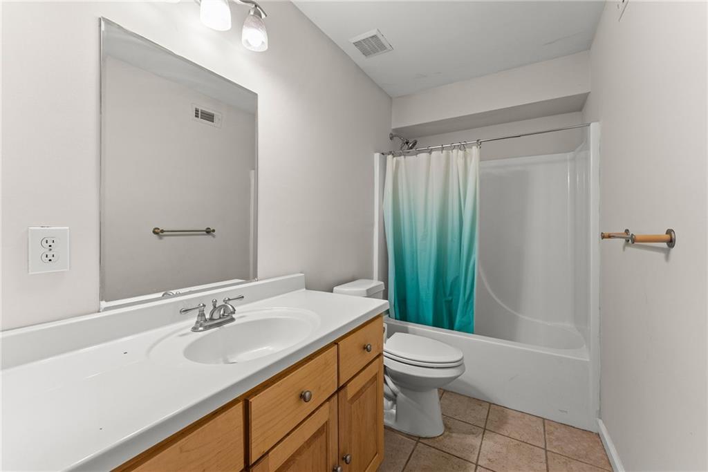 4516 Nohl Ridge Lane Flowery Branch, GA 30542 - Photo 28 of 36