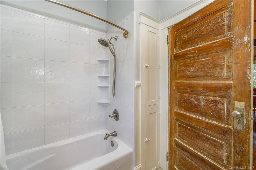450 North Canton Road Canton, NC 28716 - Photo 17 of 24
