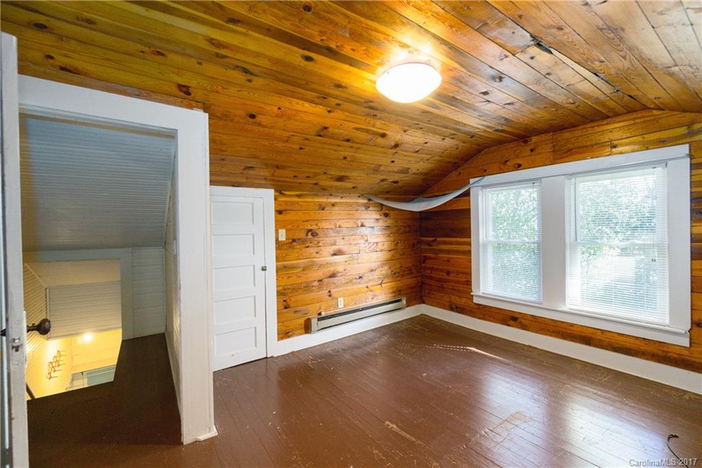 450 North Canton Road Canton, NC 28716 - Photo 19 of 24