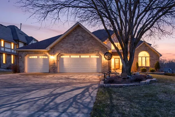 $650,000 | 3510 Wedgewood Lane North, Plymouth, MN 55441