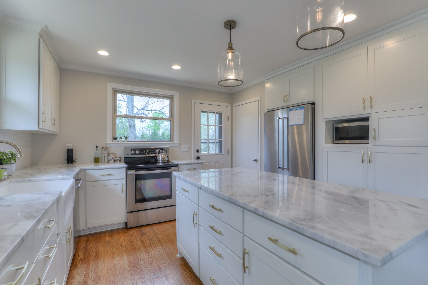 1217 Davidson Road Nashville, TN 37205 - Photo 14 of 43 a kitchen with a sink stainless steel appliances and window