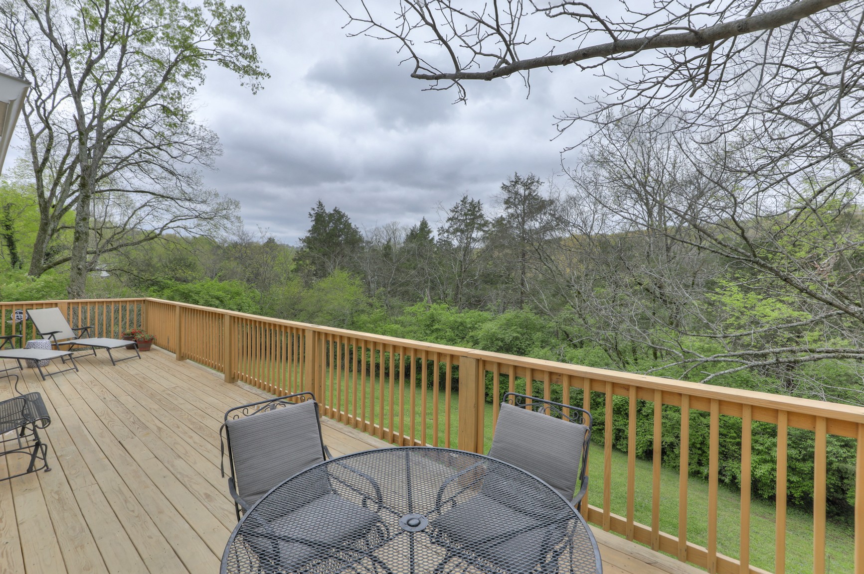 1217 Davidson Road Nashville, TN 37205 - Photo 40 of 43 a view of balcony with furniture