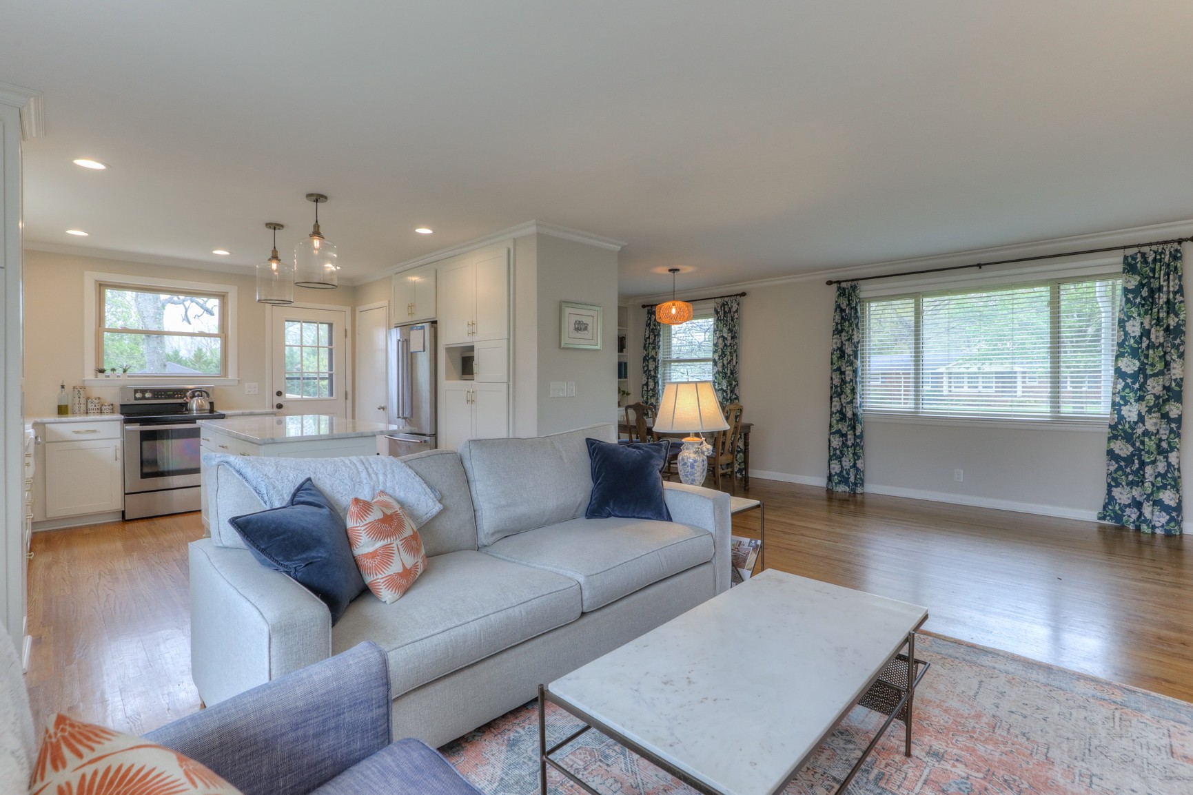 1217 Davidson Road Nashville, TN 37205 - Photo 9 of 43 a living room with furniture and wooden floor