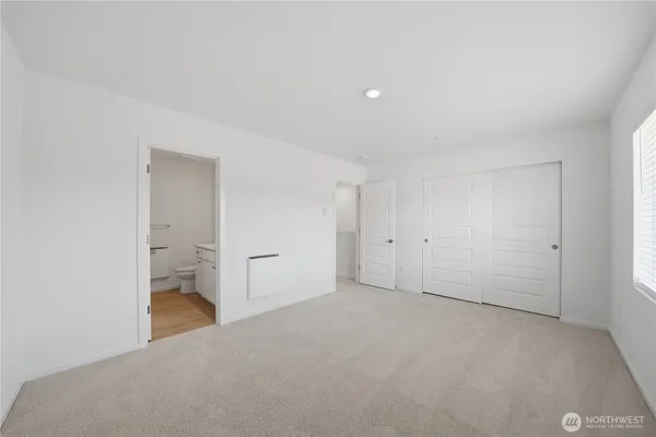 $599,950 | 9811 31st Avenue Southeast, Unit B2, Everett, WA 98208