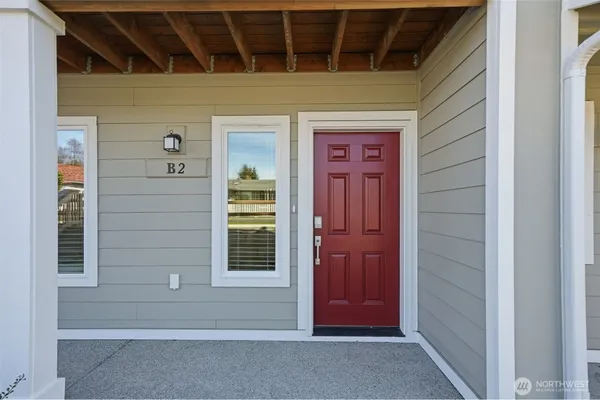 $599,950 | 9811 31st Avenue Southeast, Unit B2, Everett, WA 98208