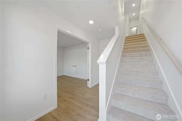 $599,950 | 9811 31st Avenue Southeast, Unit B2, Everett, WA 98208