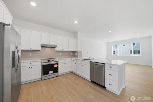 $599,950 | 9811 31st Avenue Southeast, Unit B2, Everett, WA 98208