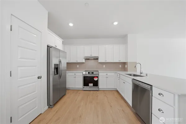 $599,950 | 9811 31st Avenue Southeast, Unit B2, Everett, WA 98208