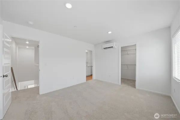 $599,950 | 9811 31st Avenue Southeast, Unit B2, Everett, WA 98208