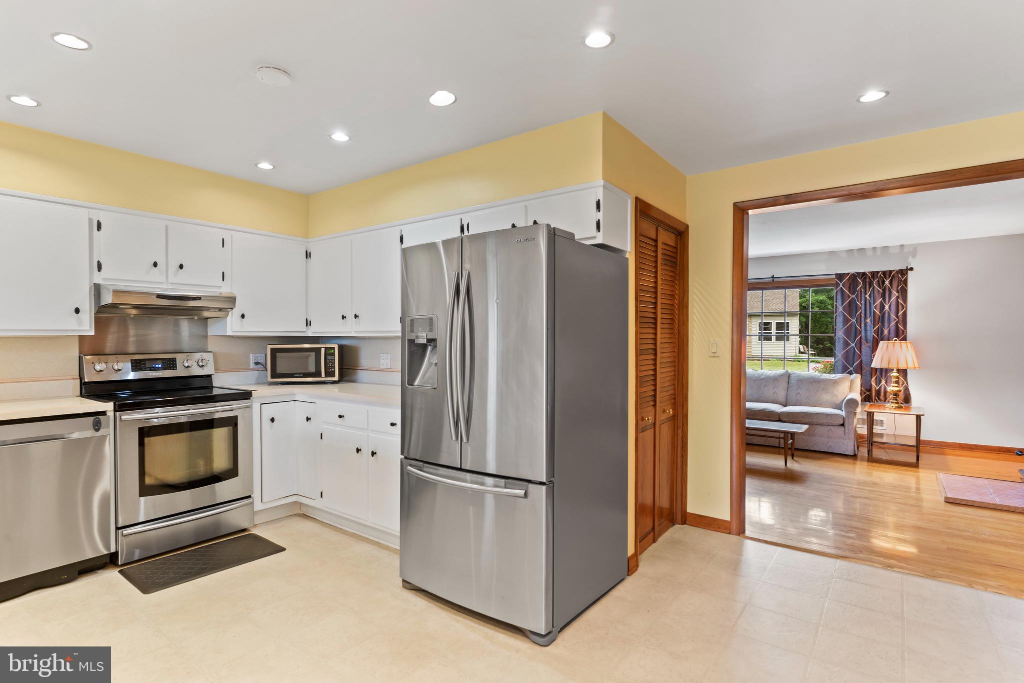 3049 Spring Road Carlisle, PA 17013 - Photo 11 of 60