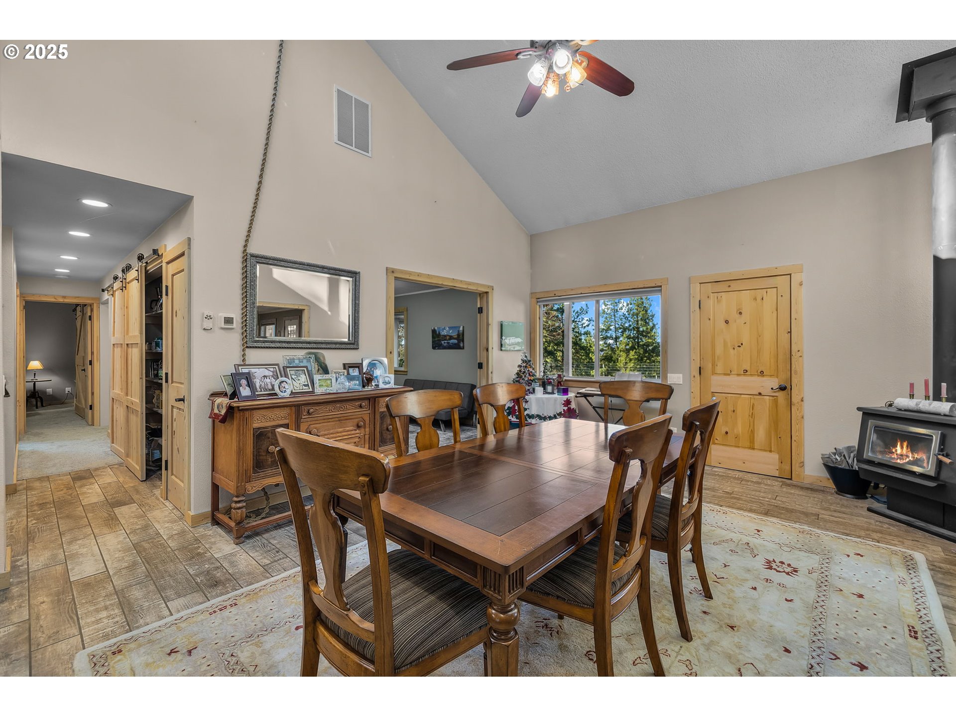 26508 Rainbow Road Canyon City, OR 97820 - Photo 9 of 48