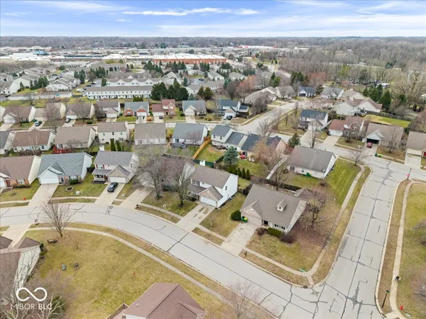 $350,000 | 14966 Copper Tree Way, Carmel, IN 46033