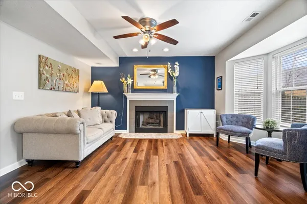 $350,000 | 14966 Copper Tree Way, Carmel, IN 46033