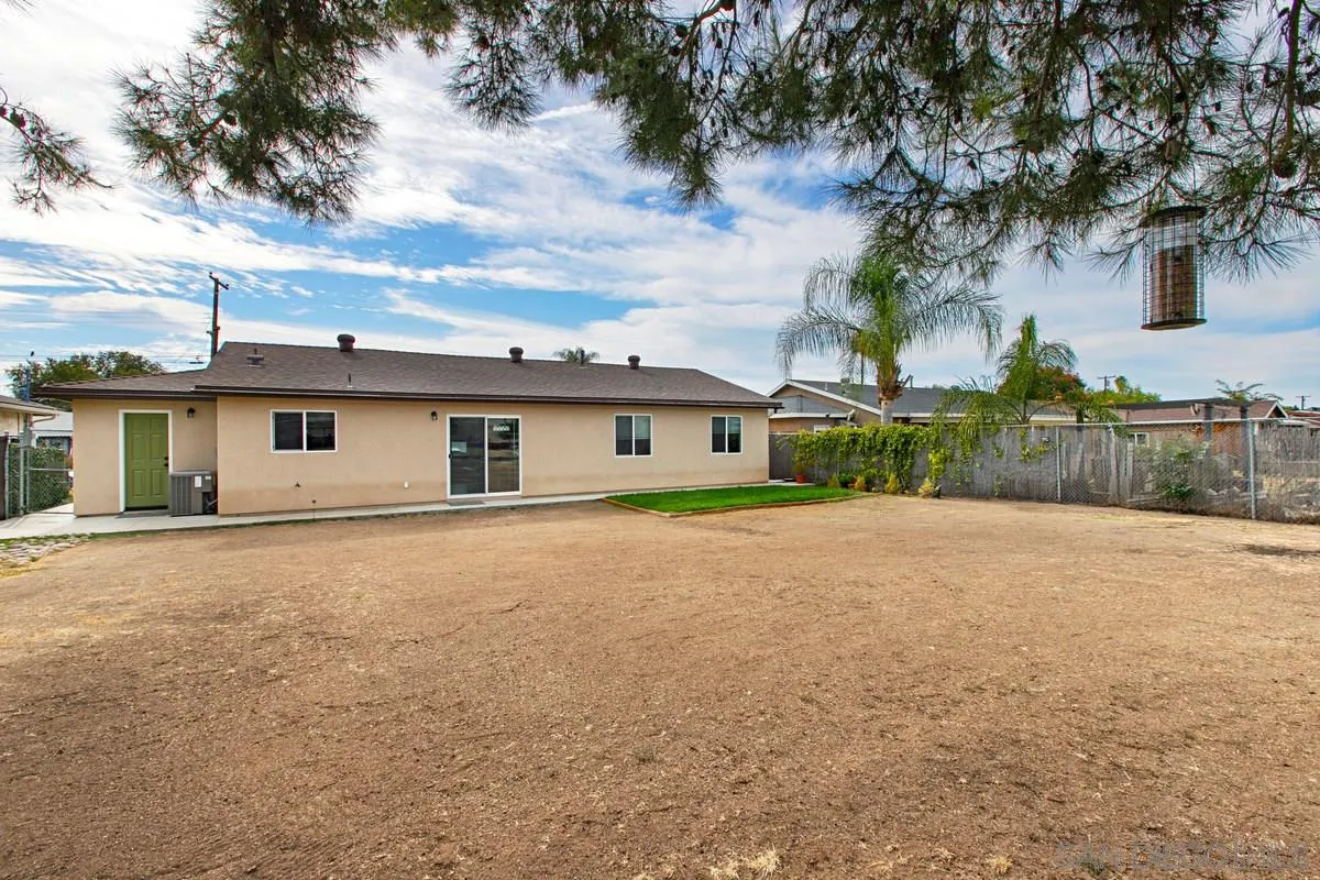 9752 Abbeywood Road Santee, CA 92071 - Photo 18 of 20 Gallery Image 18