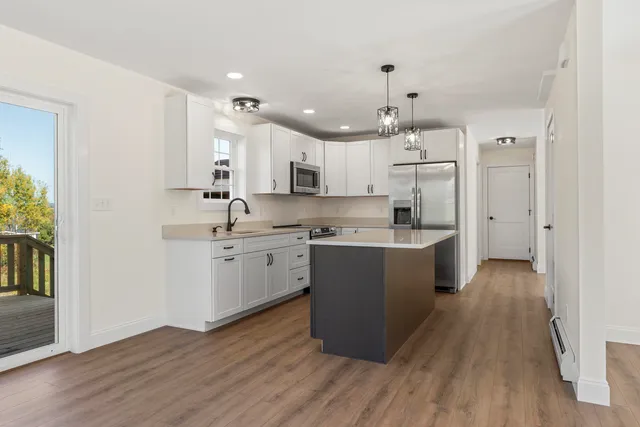 $549,999 | 515 Range E Road, Limerick, ME 04048