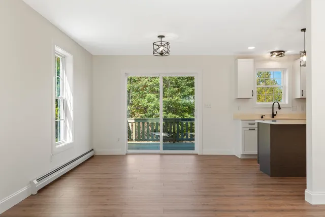 $549,999 | 515 Range E Road, Limerick, ME 04048