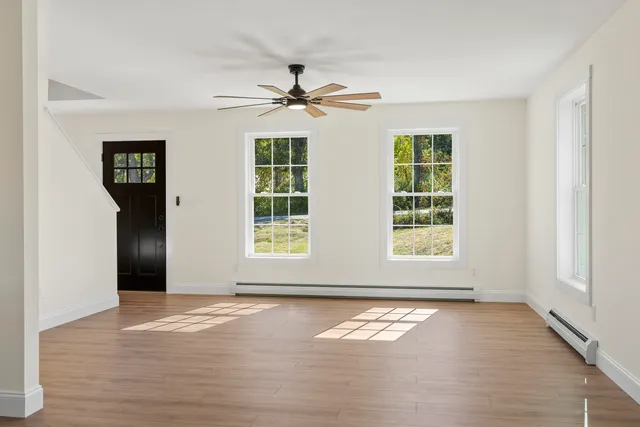 $549,999 | 515 Range E Road, Limerick, ME 04048