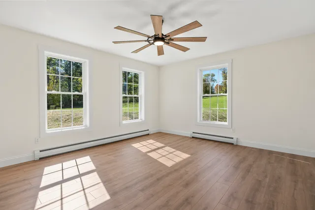 $549,999 | 515 Range E Road, Limerick, ME 04048