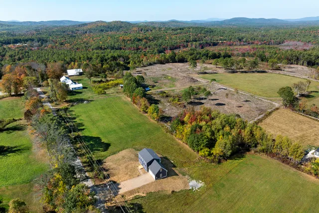 $549,999 | 515 Range E Road, Limerick, ME 04048