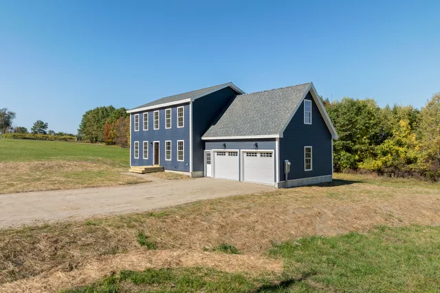 $549,999 | 515 Range E Road, Limerick, ME 04048