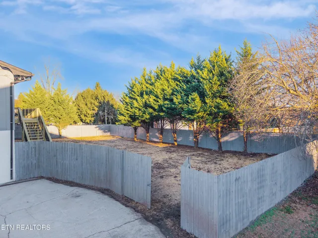 $449,900 | 1726 Scenic Drive, Maryville, TN 37803