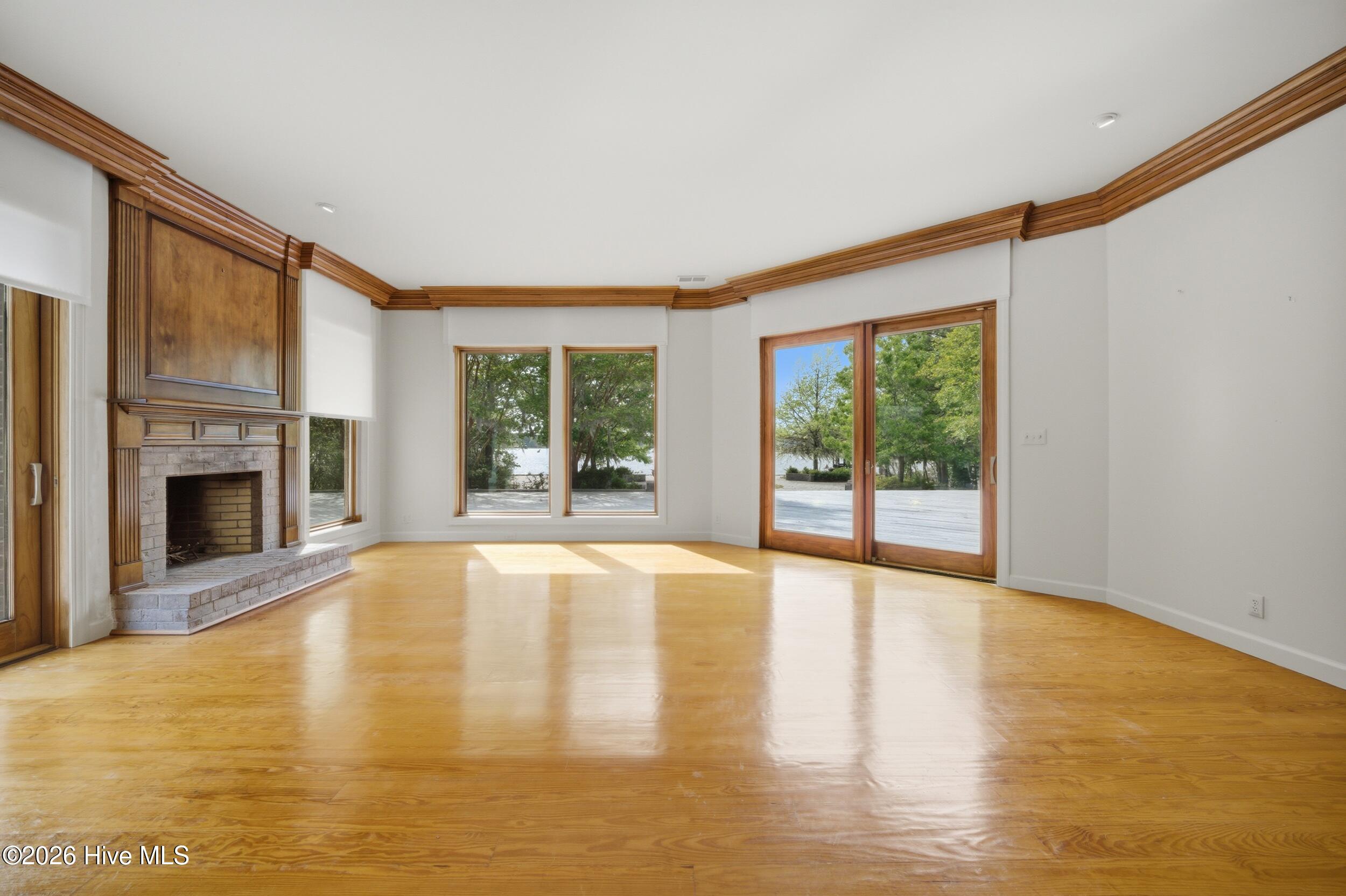 211 Beech Point Boulevard Hertford, NC 27944 - Photo 15 of 56 Family Room