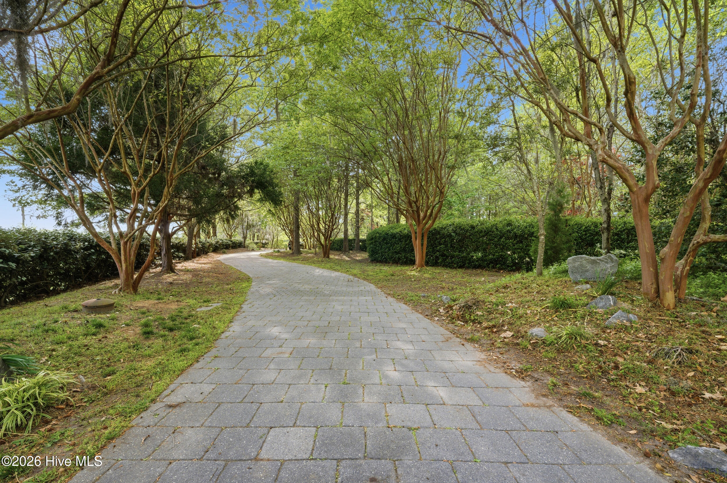 211 Beech Point Boulevard Hertford, NC 27944 - Photo 6 of 56 Driveway