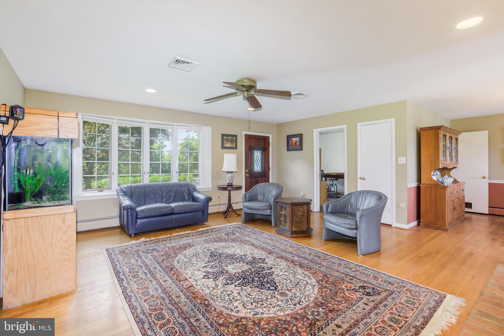22520 Peach Tree Road Boyds, MD 20841 - Photo 10 of 50 View of living room from far corner