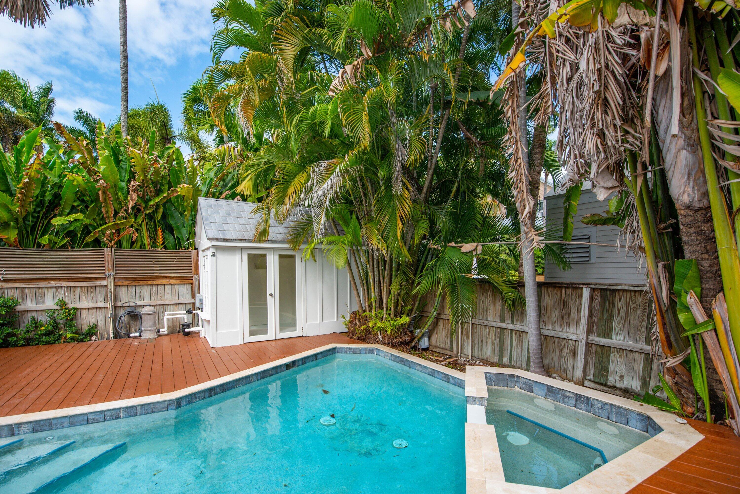 609 Margaret Street Key West, FL 33040 - Photo 25 of 36 024-609MargaretStreet-KeyWest-FL-33040-S