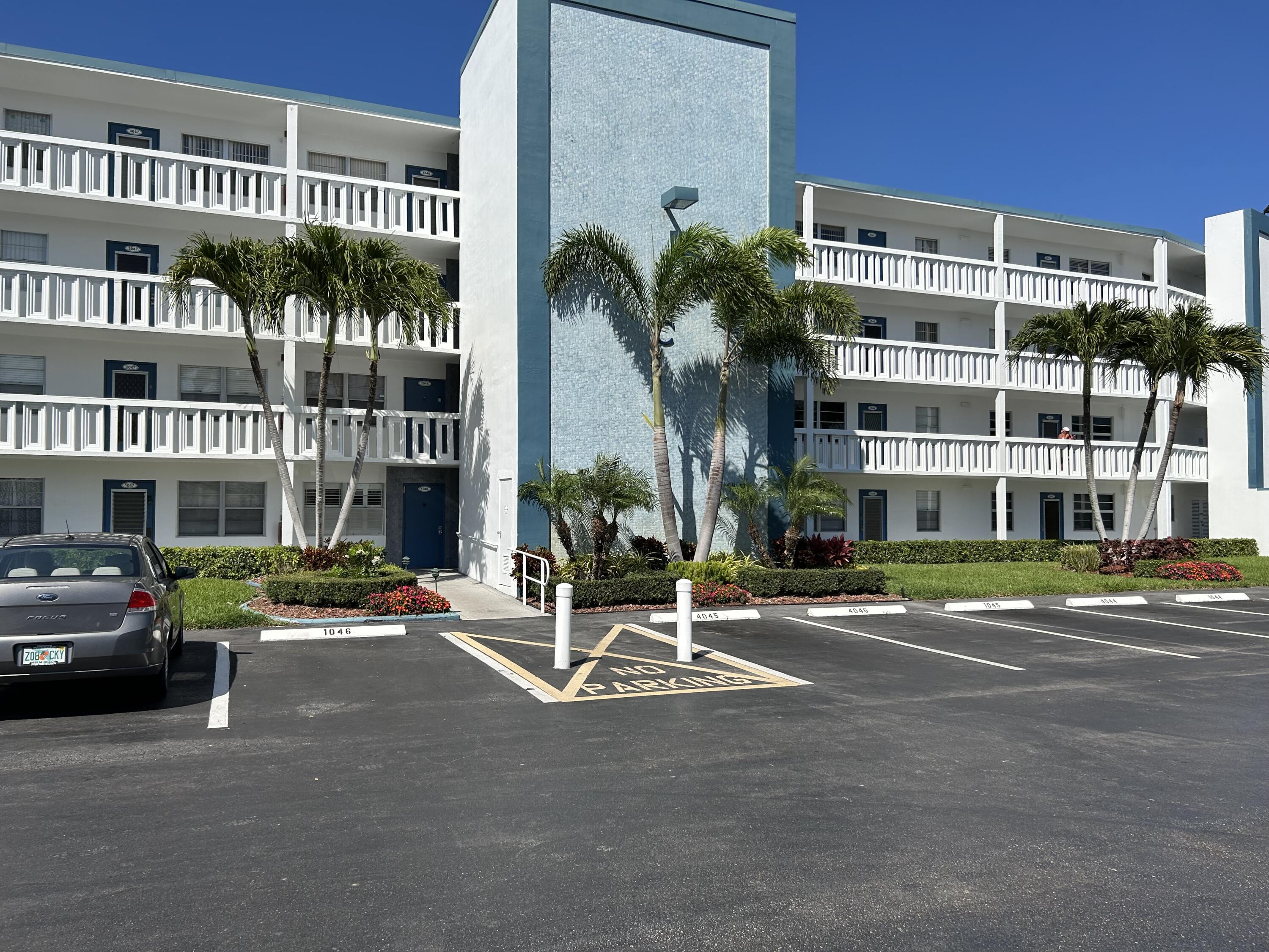 3046 Exeter C Boca Raton, FL 33434 - Photo 1 of 18 Exterior