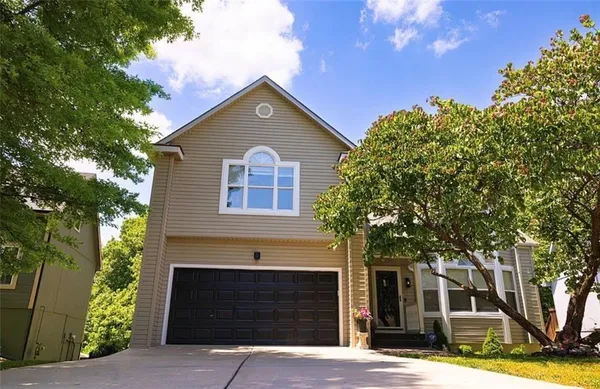 $419,900 | 1122 Blue Bird Lane, Liberty, MO 64068
