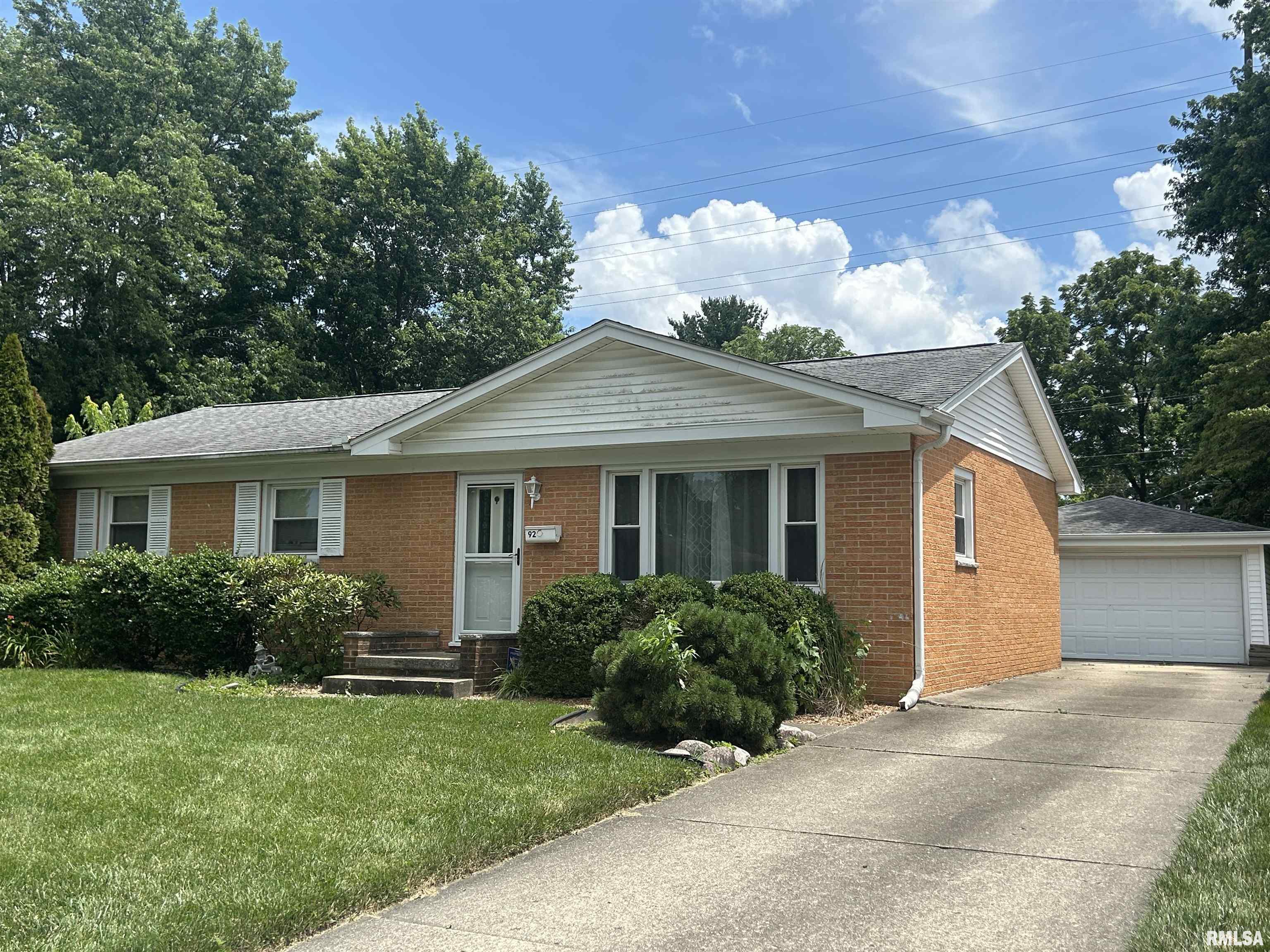 92 Archer Avenue Springfield, IL 62704 - Photo 1 of 1 Gallery Image 1