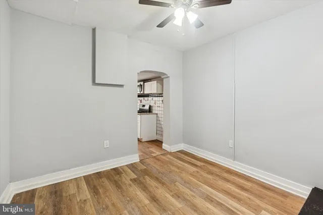 an empty room with a empty space