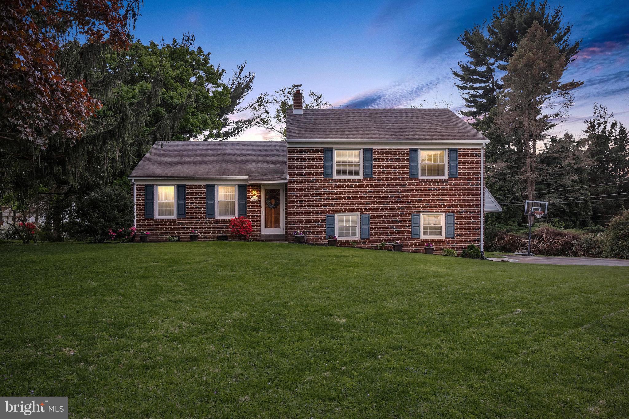 202 Woodcrest Road Media, PA 19063 - Photo 1 of 44 Summer nights!