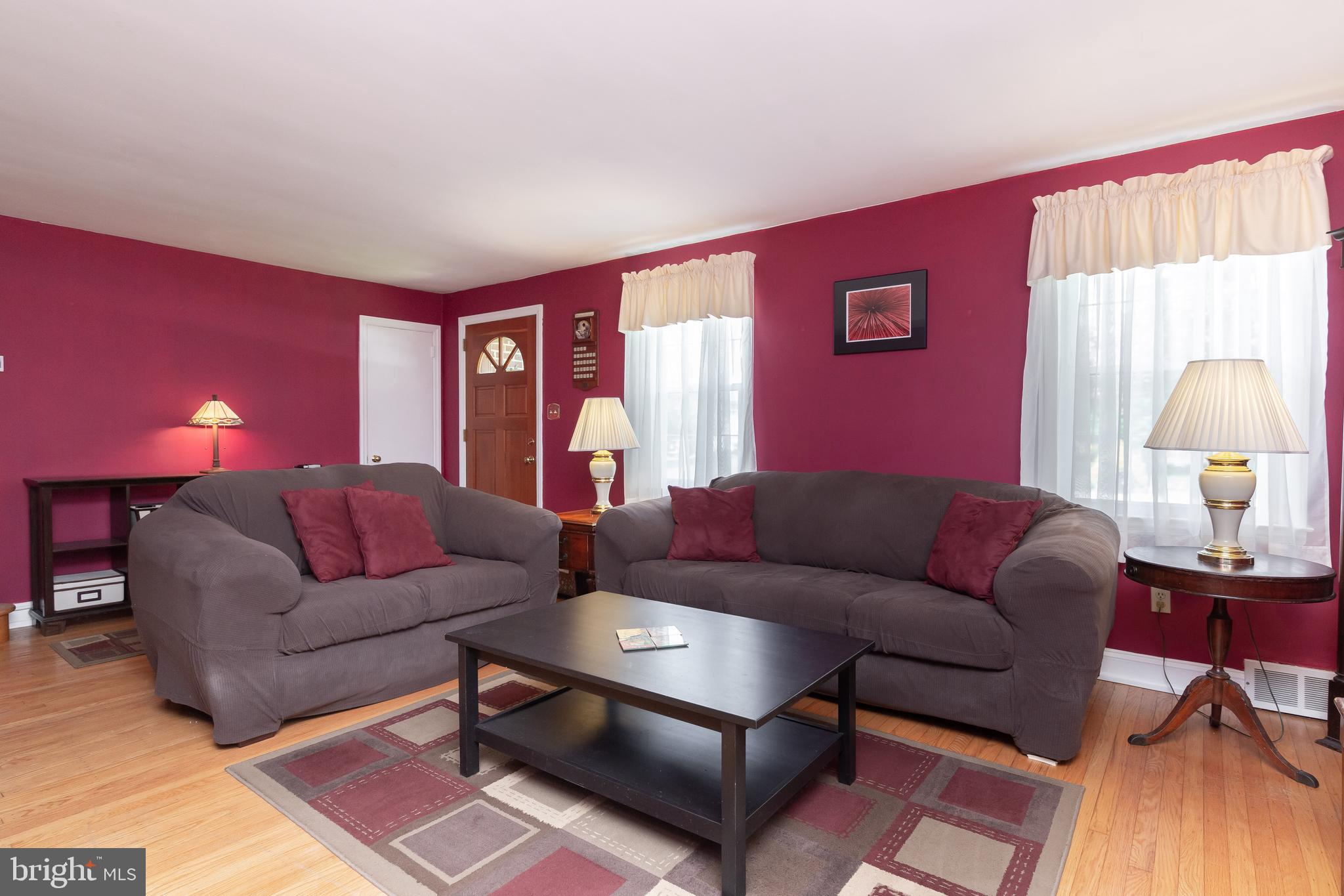 202 Woodcrest Road Media, PA 19063 - Photo 11 of 44 Living room with hardwood floors