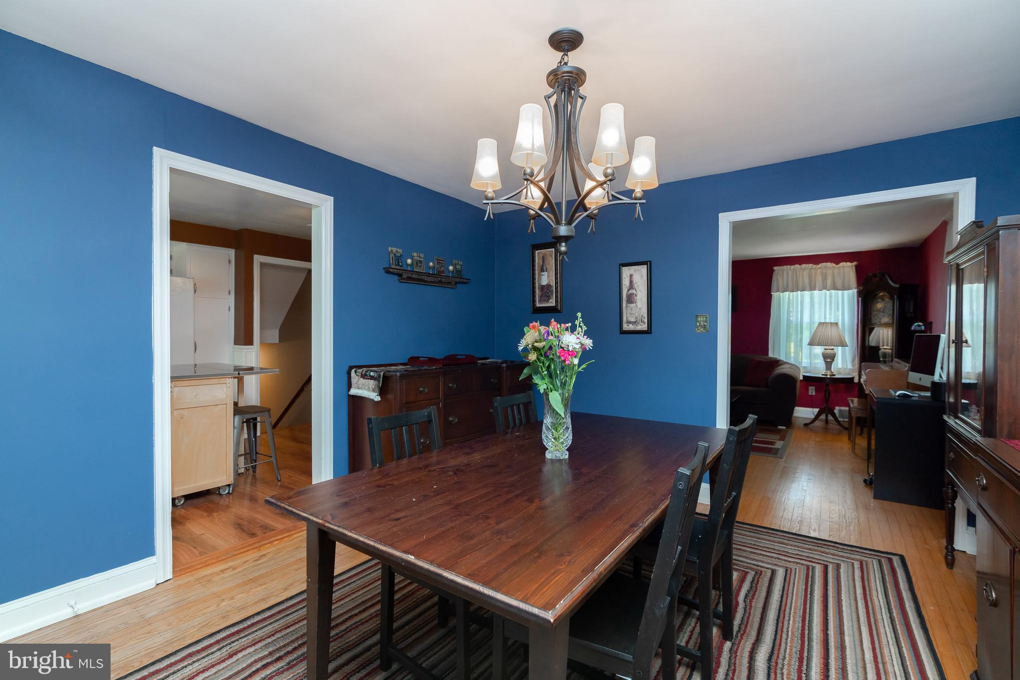202 Woodcrest Road Media, PA 19063 - Photo 15 of 44 Charming dining room with Hardwood floors