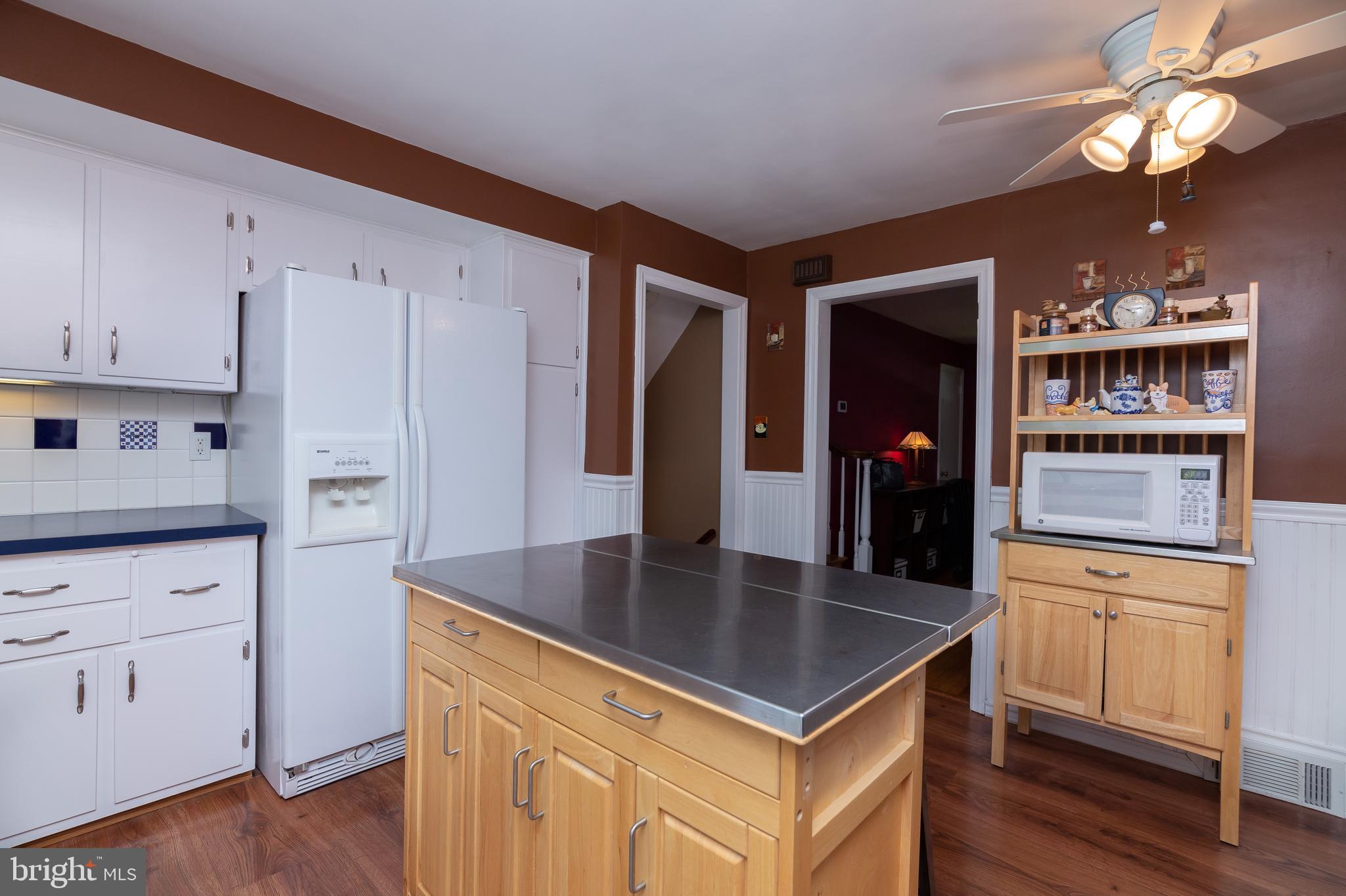 202 Woodcrest Road Media, PA 19063 - Photo 21 of 44 Great floor plan