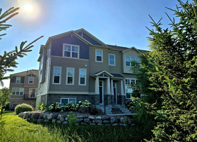 $418,000 | 7688 77th Place, Victoria, MN 55386