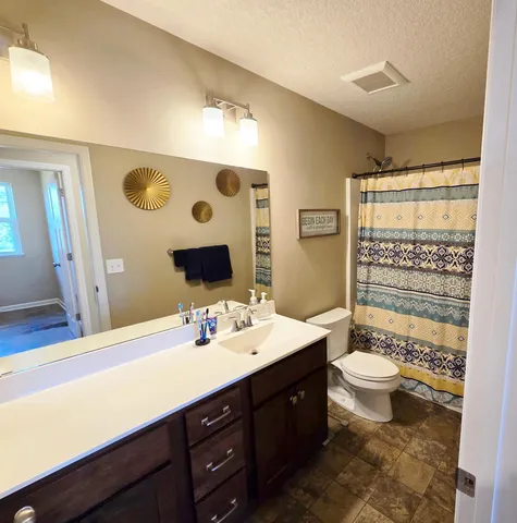 $418,000 | 7688 77th Place, Victoria, MN 55386